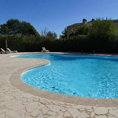 Appartement Clim & Piscine Sur Golf Pont-Royal Extérieur photo